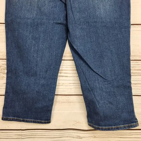 Talbots Woman's Flawless 8 Pedal Pusher Capri Denim Casual - Picture 7 of 9